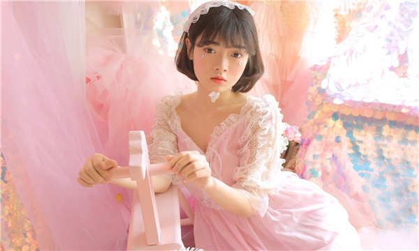 九真镇供卵试管代怀生子多少钱？这一直是很多不孕不育家庭关注的话题。在中国，不孕不育的发生率越来越高，根据《中国不孕不育现状调研报告》显示，育龄夫妇的不孕不育率从20年前的3%增长至现在的12.5%-18.2%，患者人数高达6000万以上。在这样的背景下，许多家庭通过供卵试管来实现自己的生育梦想。那么，供卵试管代怀生子的费用到底是多少呢？